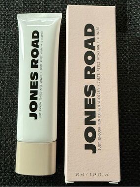 Jones Road Just Enough Tinted Moisturizer in Fair - Full Size - NIB